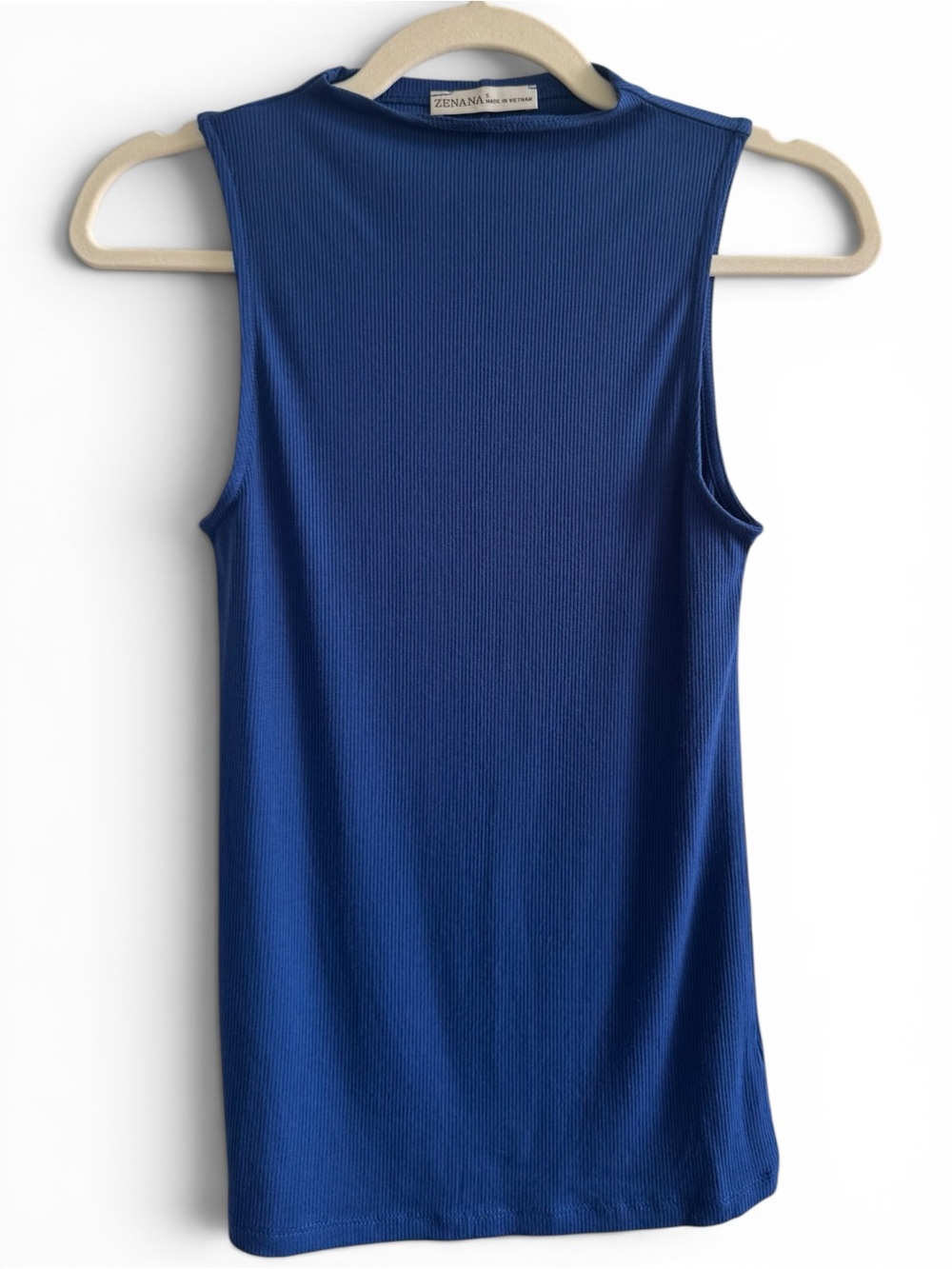 Zenana Outfitters Sleeveless Ribbed Tank in Blue